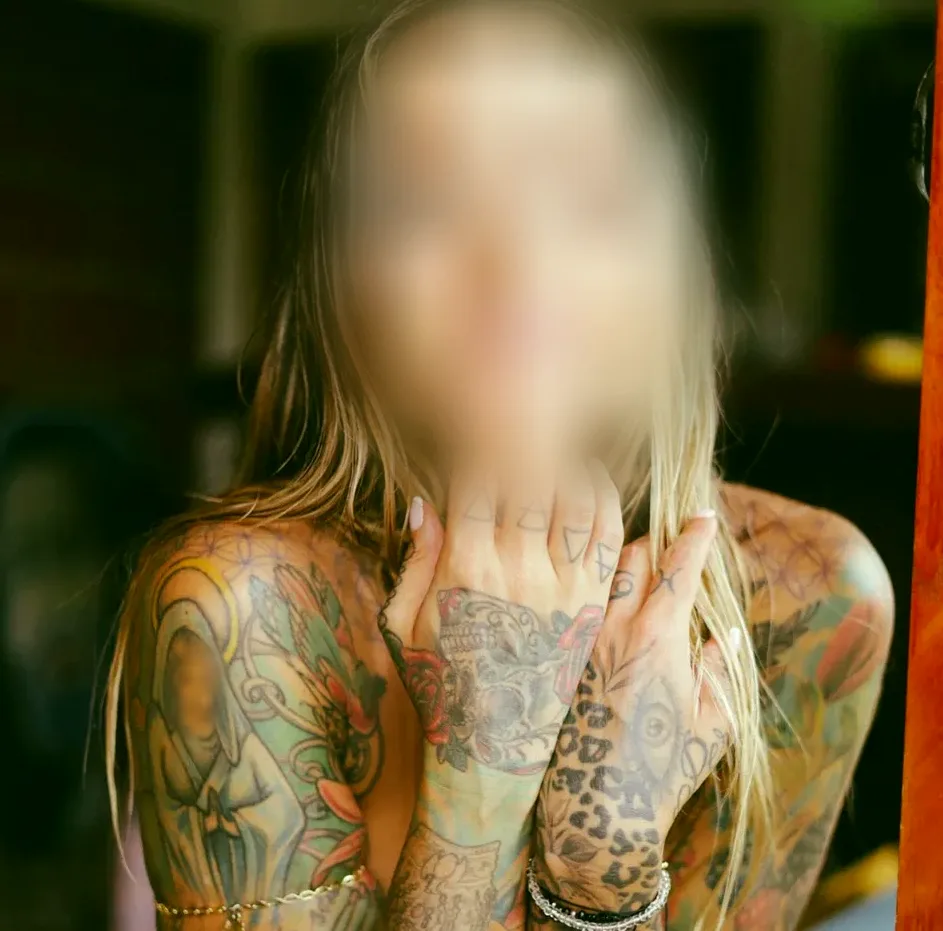 Leyla, 36