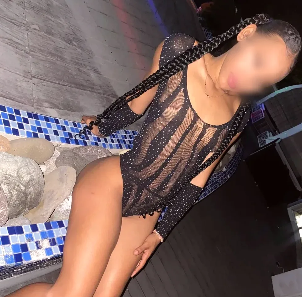 Rosie, 20