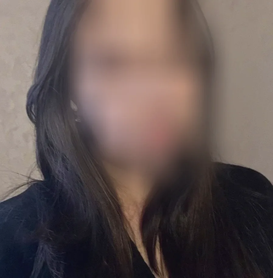 Zara, 20